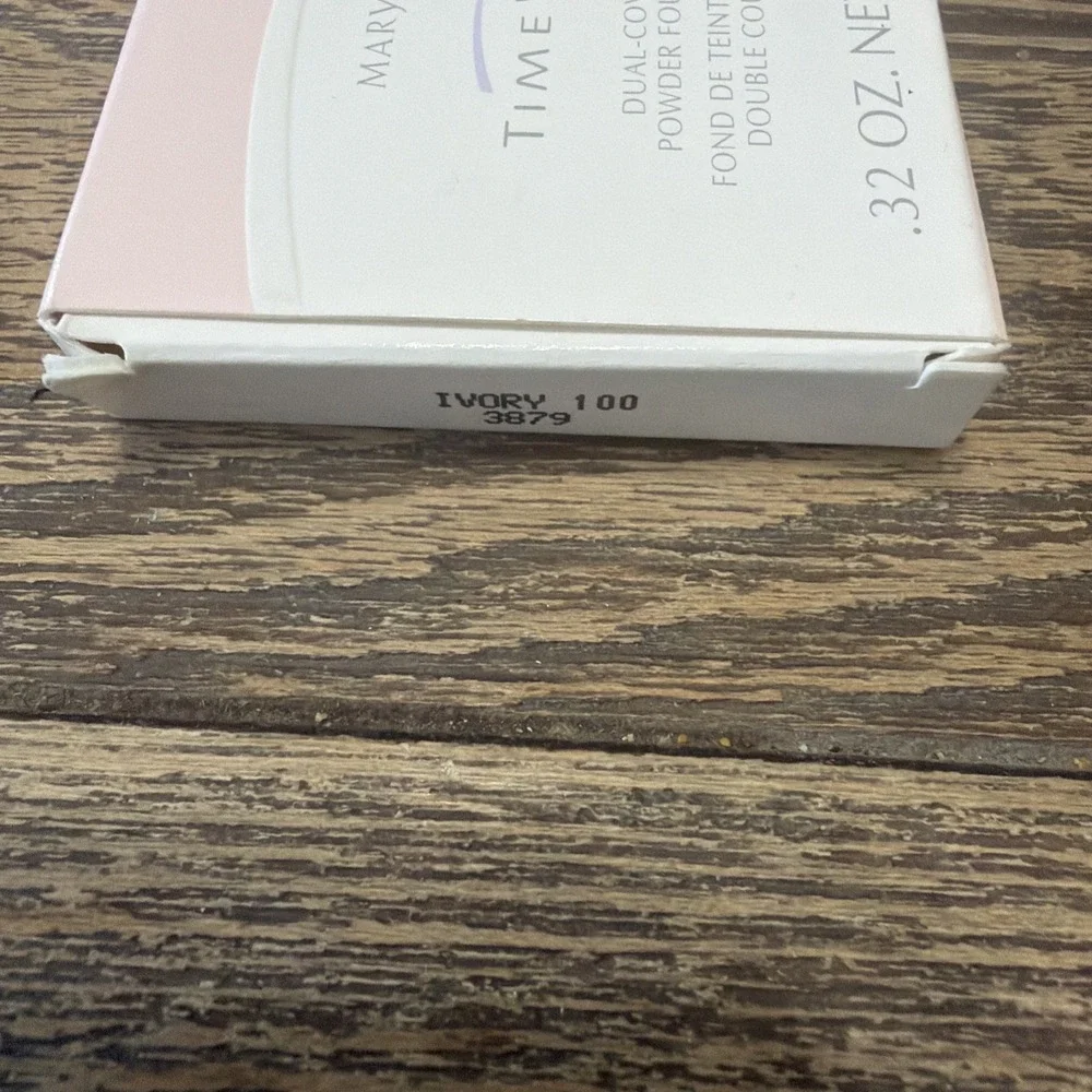 Mary Kay Timewise Dual Coverage Powder Foundation IVORY 100 #3879 New!